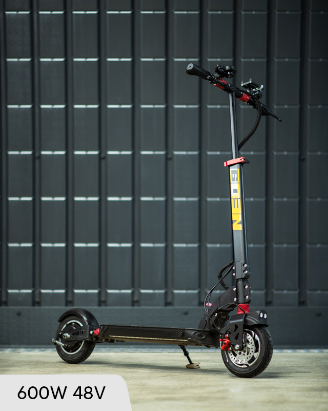 Mad Wheels Urban Master Kick Scooter with Dual Suspension 2 Big Wheels 1 second 